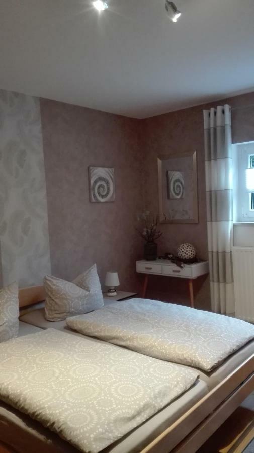 Zimmer Schmitz Anschau Extérieur photo