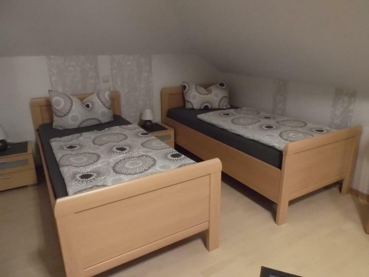 Zimmer Schmitz Anschau Extérieur photo